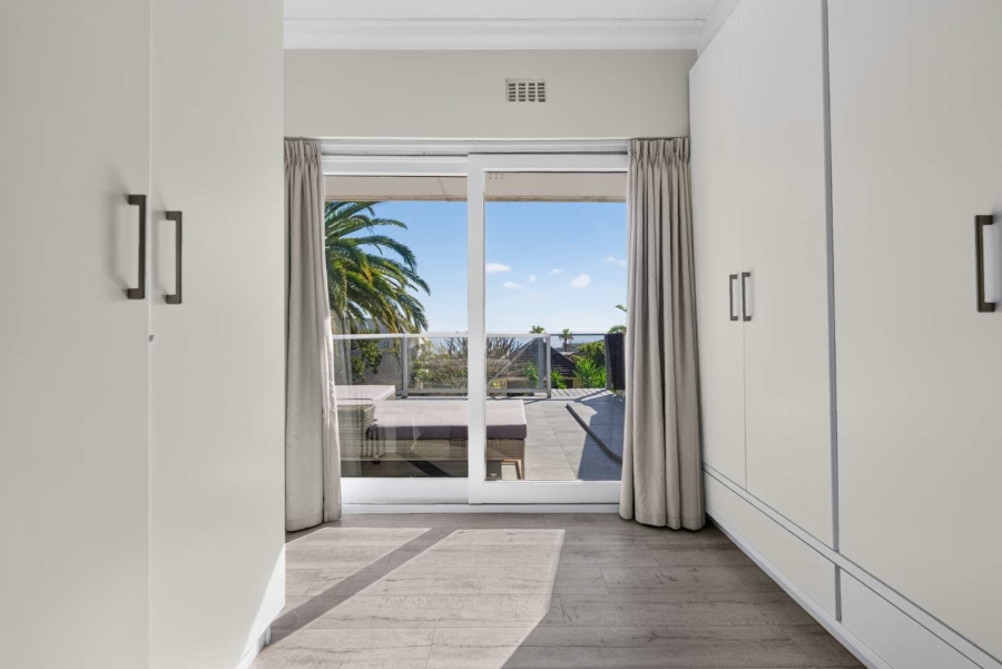 4 Bedroom Property for Sale in Camps Bay Western Cape
